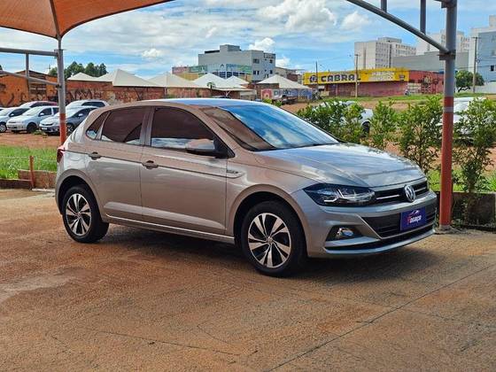 VOLKSWAGEN POLO 1.0 200 TSI COMFORTLINE AUTOMÁTICO